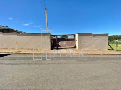 Fazenda/Sítio com 3 Quartos para alugar, 200m² no Parque das Esmeraldas II, Marília