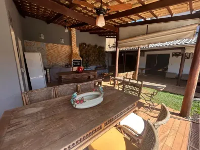 Casa de Condomínio com 3 Quartos à venda, 260m² no Loteamento Portal do Sol I, Goiânia