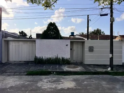 Casa de Condomínio com 5 Quartos à venda, 232m² no Jardim Petrópolis, Maceió
