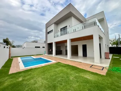 Casa de Condomínio com 4 Quartos à venda, 390m² no Jacuhy, Serra