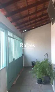 Casa com 3 Quartos à venda, 240m² no Guarani, Uberlândia