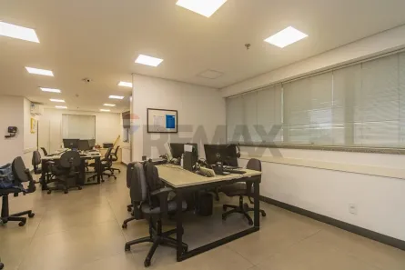 Sala Comercial à venda, 204m² no Santo Amaro, São Paulo