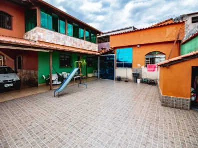Casa com 5 Quartos à venda, 300m² no Minaslândia (P Maio), Belo Horizonte