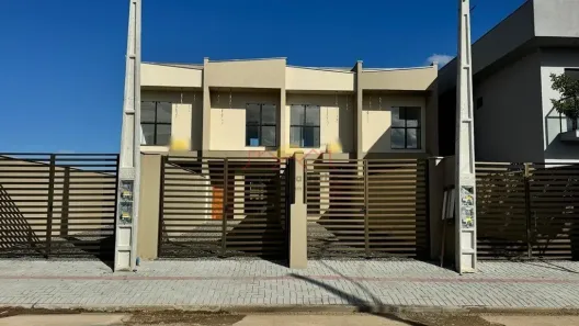 Casa com 2 Quartos à venda, 73m² no Vila Nova, Joinville