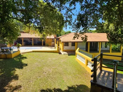 Fazenda/Sítio com 3 Quartos à venda, 318m² no Estância Lago Azul (Ártemis), Piracicaba