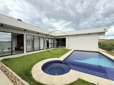 Fazenda/Sítio com 3 Quartos à venda, 342m² no Piracaia, Piracaia