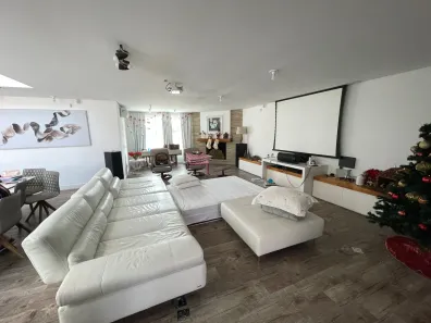 Casa com 4 Quartos para venda ou aluguel, 1000m² no Jurerê Internacional, Florianópolis