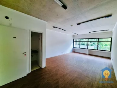 Sala Comercial para alugar, 41m² no Bosque do Vianna, Cotia