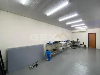 Galpão/Depósito/Armazém com 5 Quartos à venda, 400m² no Bom Pastor, Divinópolis