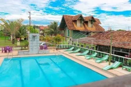 Sala Comercial com 16 Quartos à venda, 1980m² no Areal, Araruama