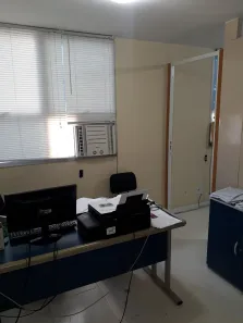 Sala Comercial à venda, 28m² no Penha, Rio de Janeiro