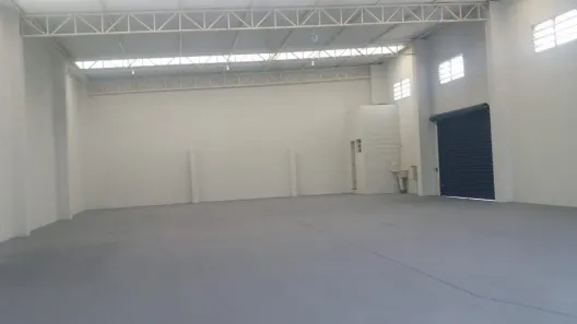 Galpão/Depósito/Armazém à venda, 230m² no Jardim Bertanha, Sorocaba