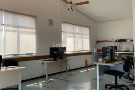 Sala Comercial para alugar, 112m² no Azenha, Porto Alegre