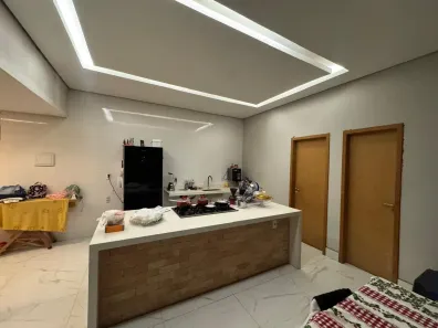 Casa de Condomínio com 2 Quartos à venda, 180m² no Fazenda São Domingos, Goiânia