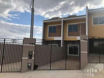 Sobrado com 2 Quartos à venda, 66m² no Uvaranas, Ponta Grossa