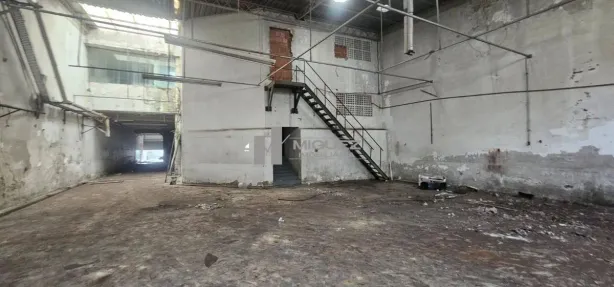 Galpão/Depósito/Armazém para alugar, 750m² no Santo Cristo, Rio de Janeiro