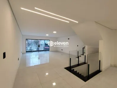 Casa com 3 Quartos à venda, 280m² no Embaré, Santos