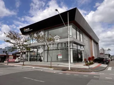Sala Comercial para alugar, 390m² no São Vicente, Itajaí
