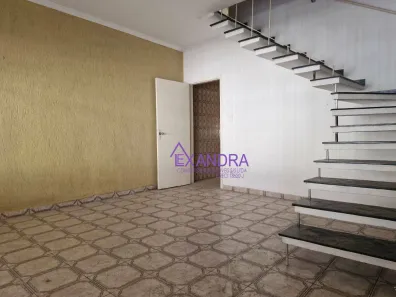 Sobrado com 2 Quartos para alugar, 130m² no Jardim Patente Novo, São Paulo