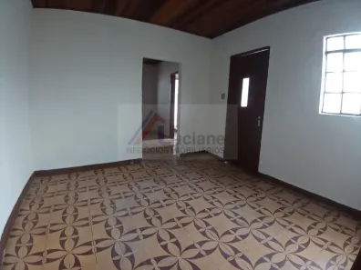 Casa com 1 Quarto para alugar, 40m² no Parque Jaçatuba, Santo André