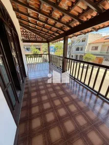 Casa com 5 Quartos para venda ou aluguel, 317m² no Centro de Vila Velha, Vila Velha