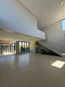 Sobrado com 4 Quartos à venda, 254m² no Jardins França, Goiânia