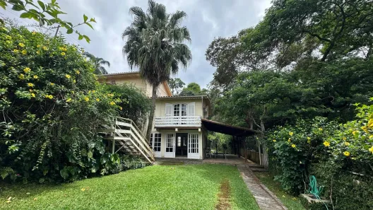 Casa de Condomínio com 7 Quartos à venda, 316m² no Itaipava, Petrópolis