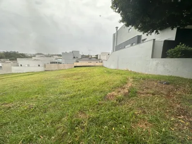 Lote/Terreno à venda, 360m² no Parque Residencial Carandá, Presidente Prudente