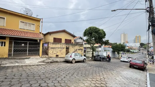 Casa com 2 Quartos à venda, 10m² no Centro, Tatuí