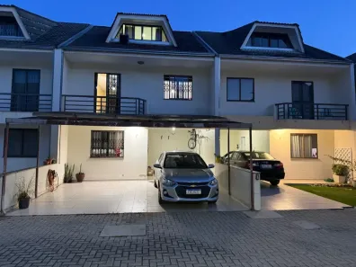 Casa de Condomínio com 3 Quartos à venda, 135m² no Xaxim, Curitiba