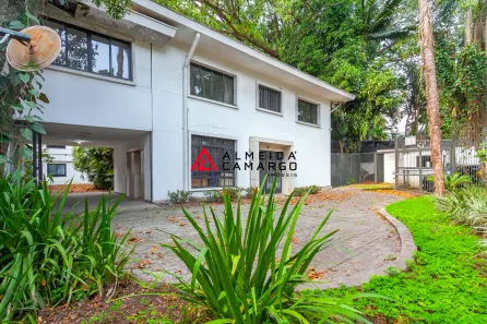 Casa com 8 Quartos à venda, 977m² no Jardim Paulista, São Paulo