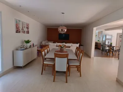 Sobrado com 3 Quartos à venda, 243m² no Praça da Aldeia da Serra 1- Aldeia da Serra, Barueri