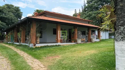 Fazenda/Sítio com 6 Quartos à venda, 230m² no Chácaras do Guacuri, Itupeva