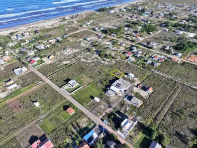 Lote/Terreno à venda, 300m² no , Balneário Gaivota