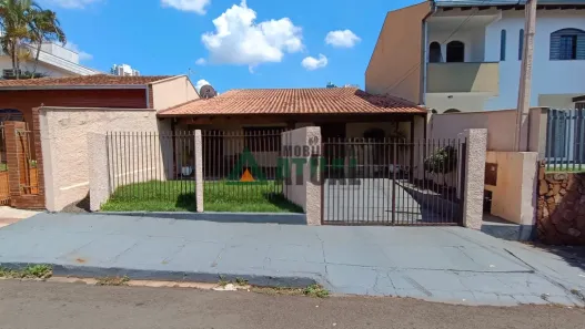 Casa com 3 Quartos à venda, 145m² no Cláudia, Londrina