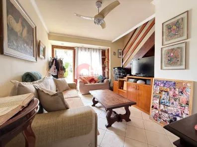 Casa com 2 Quartos para alugar, 70m² no Palmeiras, Cabo Frio