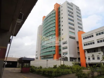 Prédio Comercial para alugar, 76779m² no Jardim, Santo André