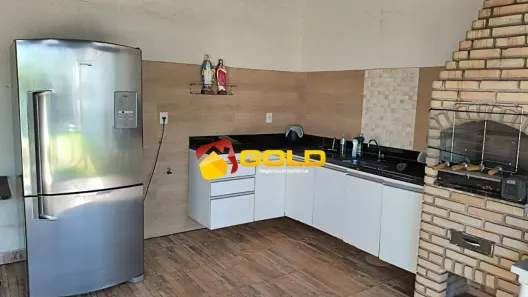 Sobrado com 3 Quartos à venda, 220m² no Marta Helena, Uberlândia