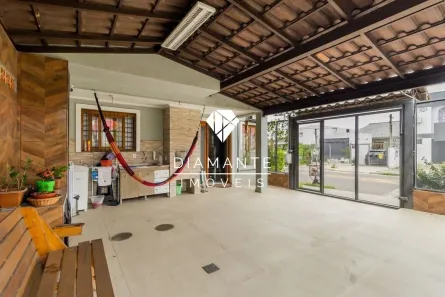 Casa com 3 Quartos à venda, 181m² no Hípica, Porto Alegre