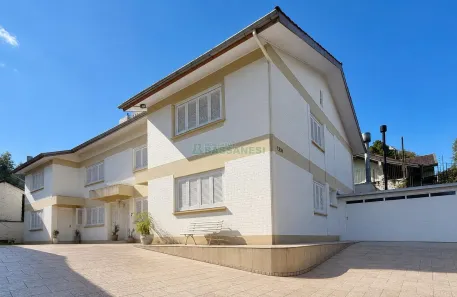 Sobrado com 3 Quartos à venda, 127m² no Santa Catarina, Caxias do Sul