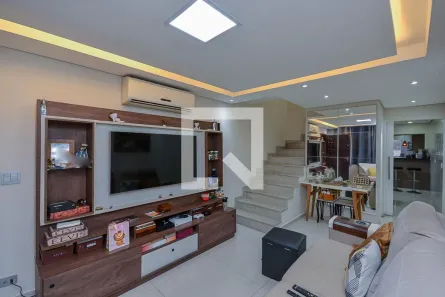 Casa com 3 Quartos à venda, 300m² no Jardim Cliper, São Paulo