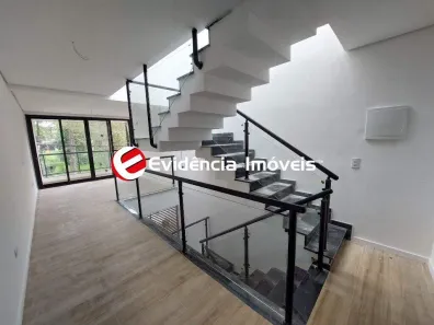 Sobrado com 3 Quartos à venda, 197m² no Vila Scarpelli, Santo André