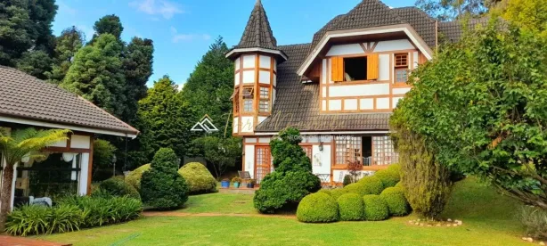 Casa com 6 Quartos à venda, 550m² no Alto do Capivari, Campos do Jordão