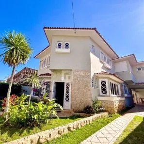 Casa com 4 Quartos para alugar, 351m² no Trindade, Florianópolis