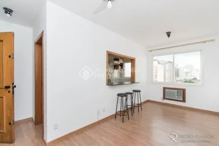 Apartamento com 2 Quartos para alugar, 60m² no Centro Histórico, Porto Alegre