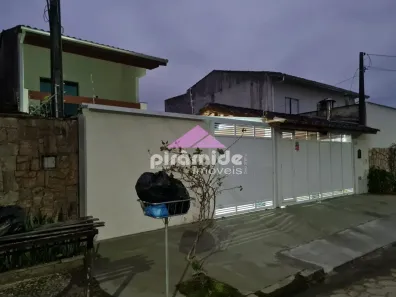 Casa com 3 Quartos à venda, 285m² no Jardim Califórnia, Caraguatatuba