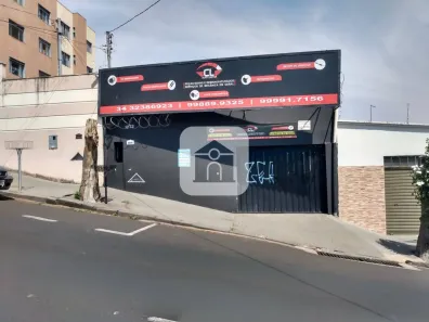 Ponto Comercial para alugar, 310m² no Vigilato Pereira, Uberlândia