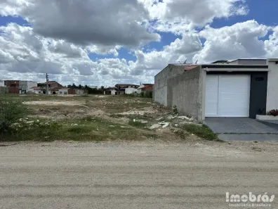 Lote/Terreno à venda, 125m² no Baviera, Quixadá