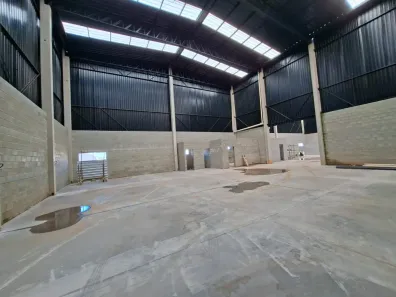 Galpão/Depósito/Armazém para alugar, 1200m² no Zona Industrial, Sorocaba