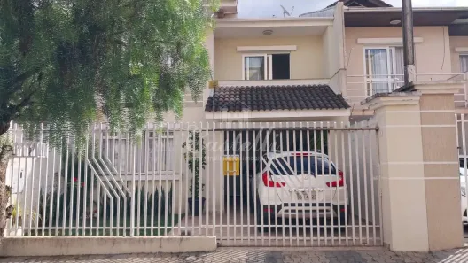 Casa com 3 Quartos à venda, 158m² no Uvaranas, Ponta Grossa